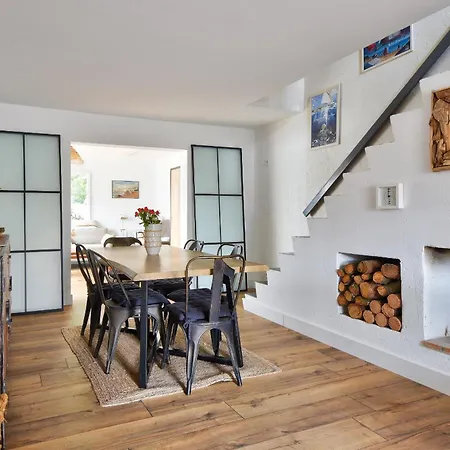 Jolie Maison Pour 7 - 300 M De La - Dunes La Guérinière